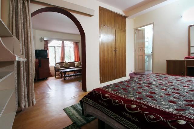 Hotel Misty Woods Dharamshala Bagian luar foto