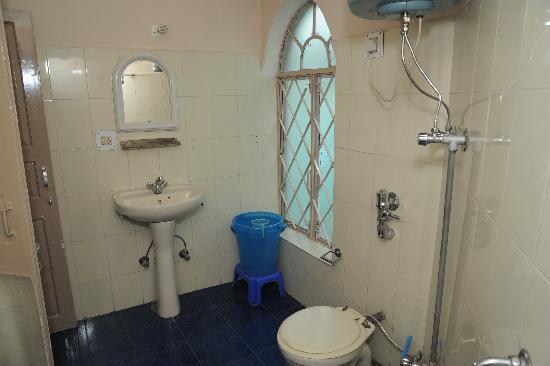 Hotel Misty Woods Dharamshala Bagian luar foto
